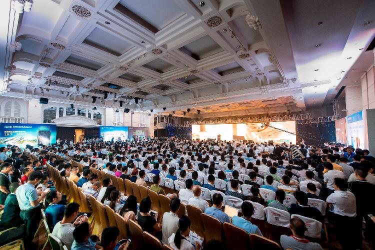 大型活动策划全攻略 从策划到实施，如何稳稳hold住全场